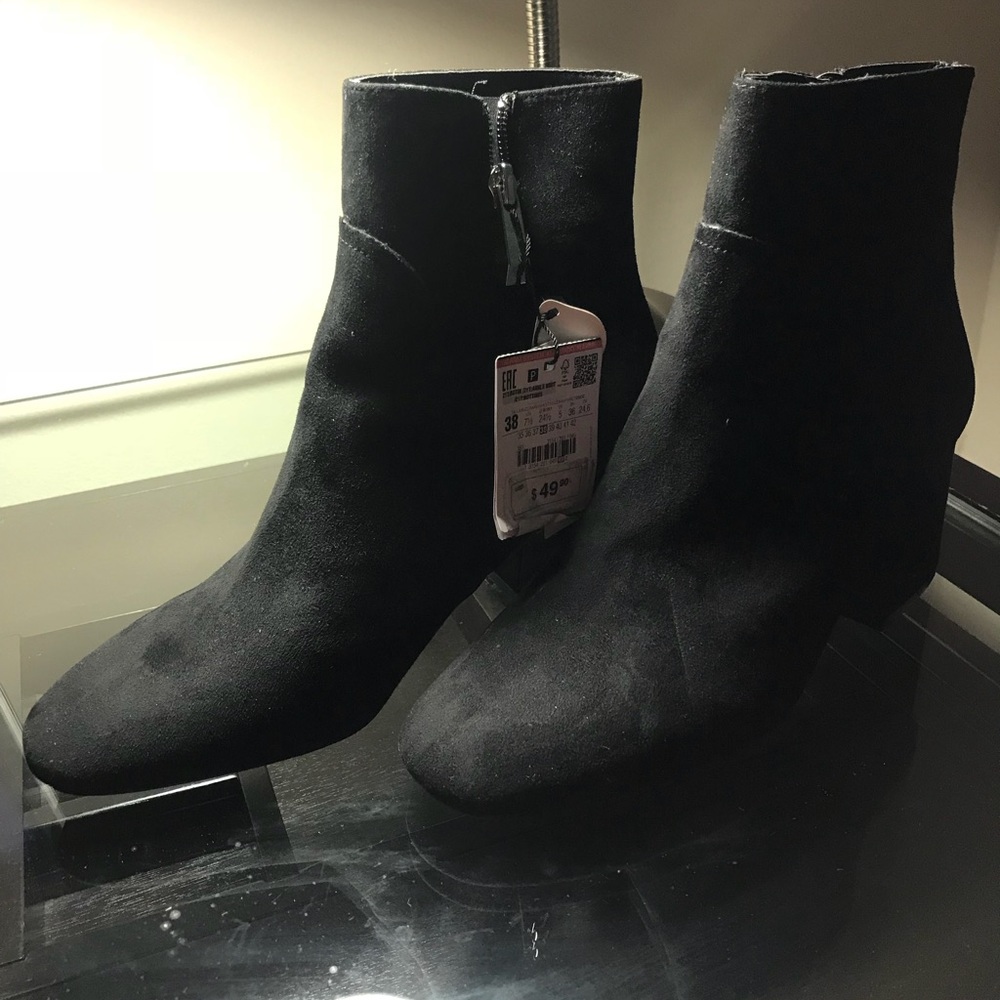 Zara black ankle boots